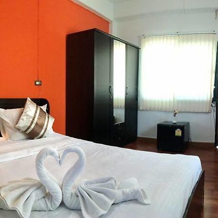 Nine Hotel Chiangmai Чиангмай Екстериор снимка