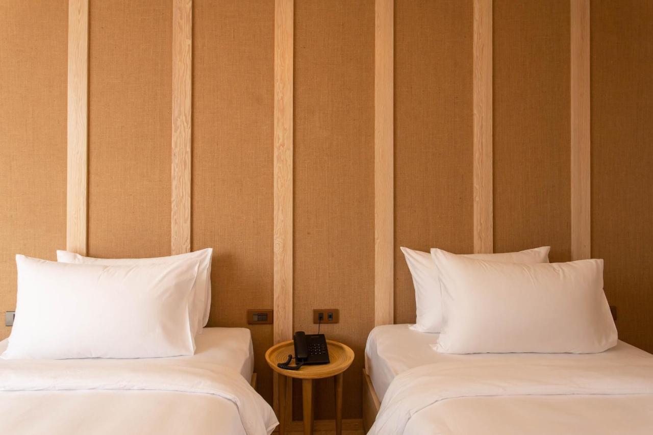 Nine Hotel Chiangmai Чиангмай Екстериор снимка
