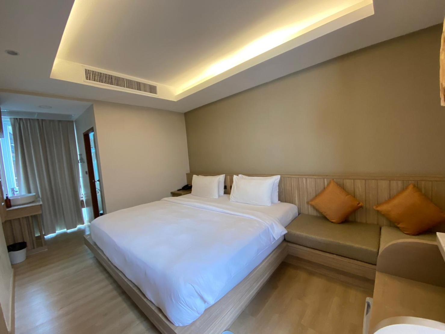 Nine Hotel Chiangmai Чиангмай Екстериор снимка