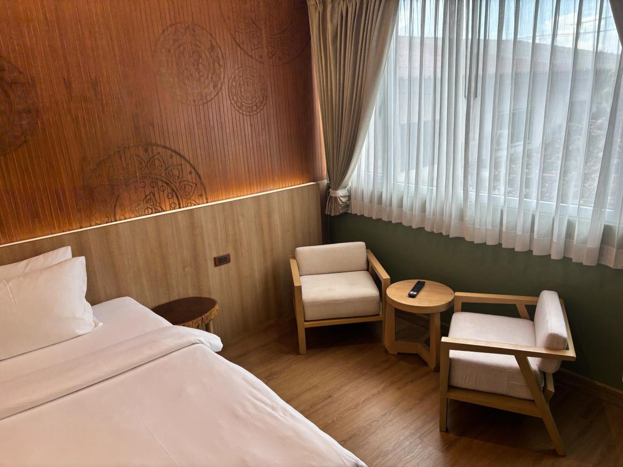 Nine Hotel Chiangmai Чиангмай Екстериор снимка