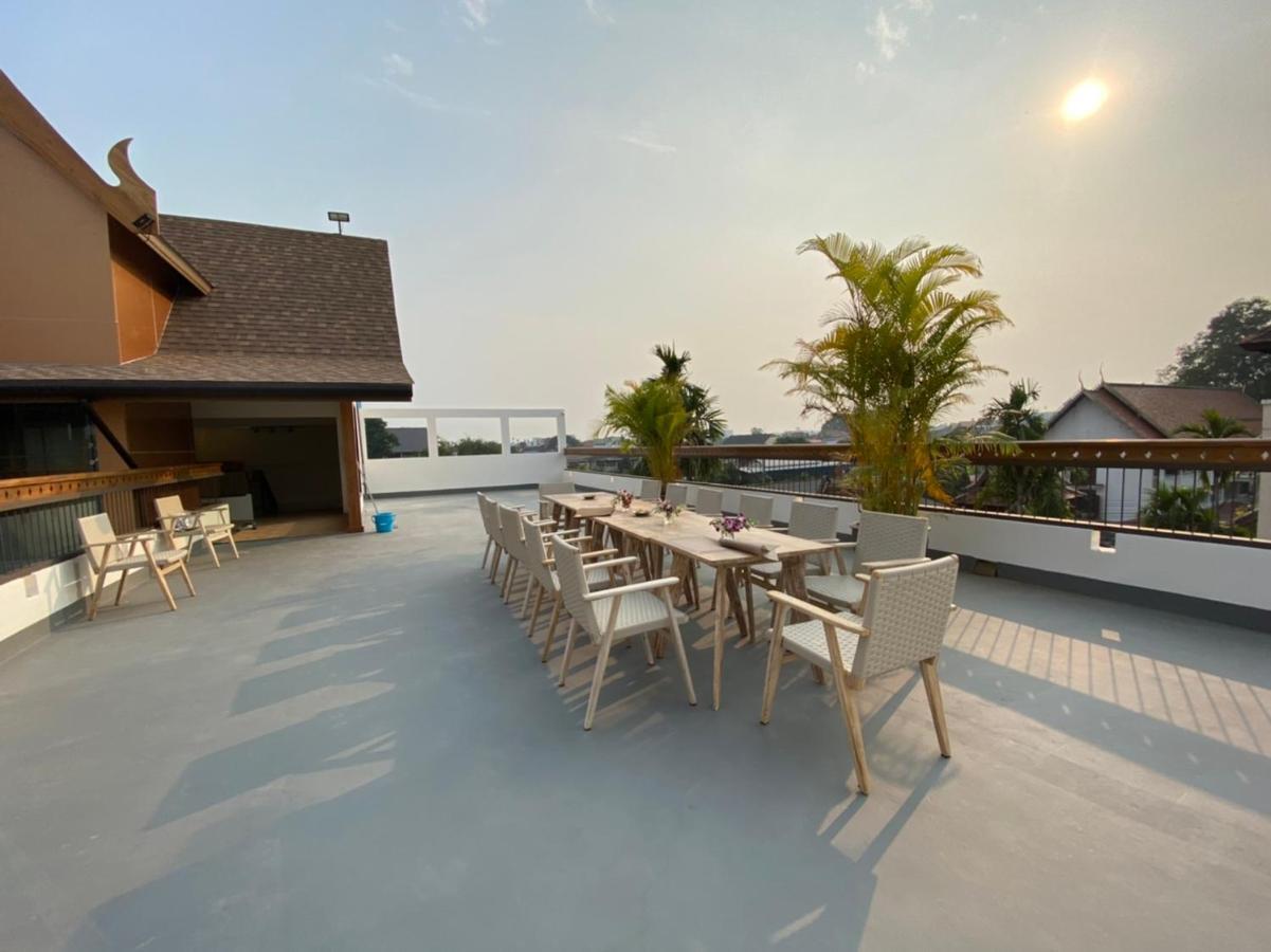 Nine Hotel Chiangmai Чиангмай Екстериор снимка
